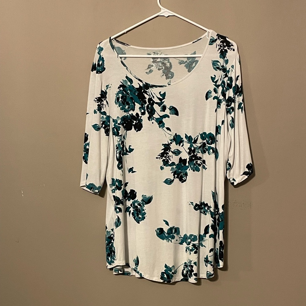 3/4 sleeve shirt